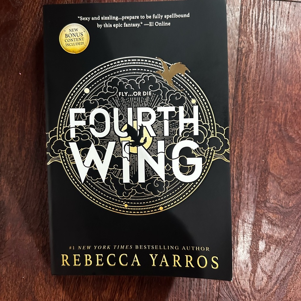 Fourth Wing by Rebecca Yarros Hardcover